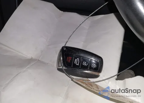 2016 Hyundai Azera Limited from USA, damaged, VIN KMHFH4JG0GA529633